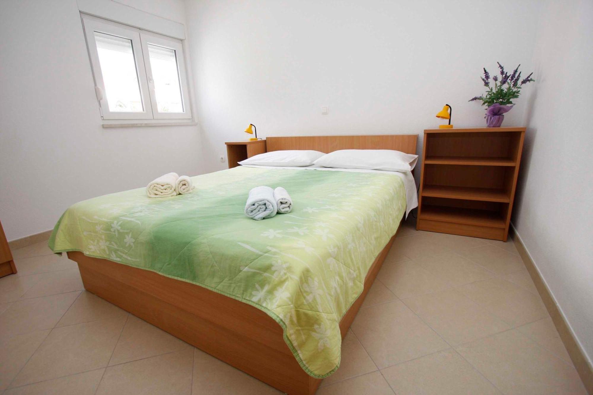 Apartmani Neva Макарска Екстериор снимка