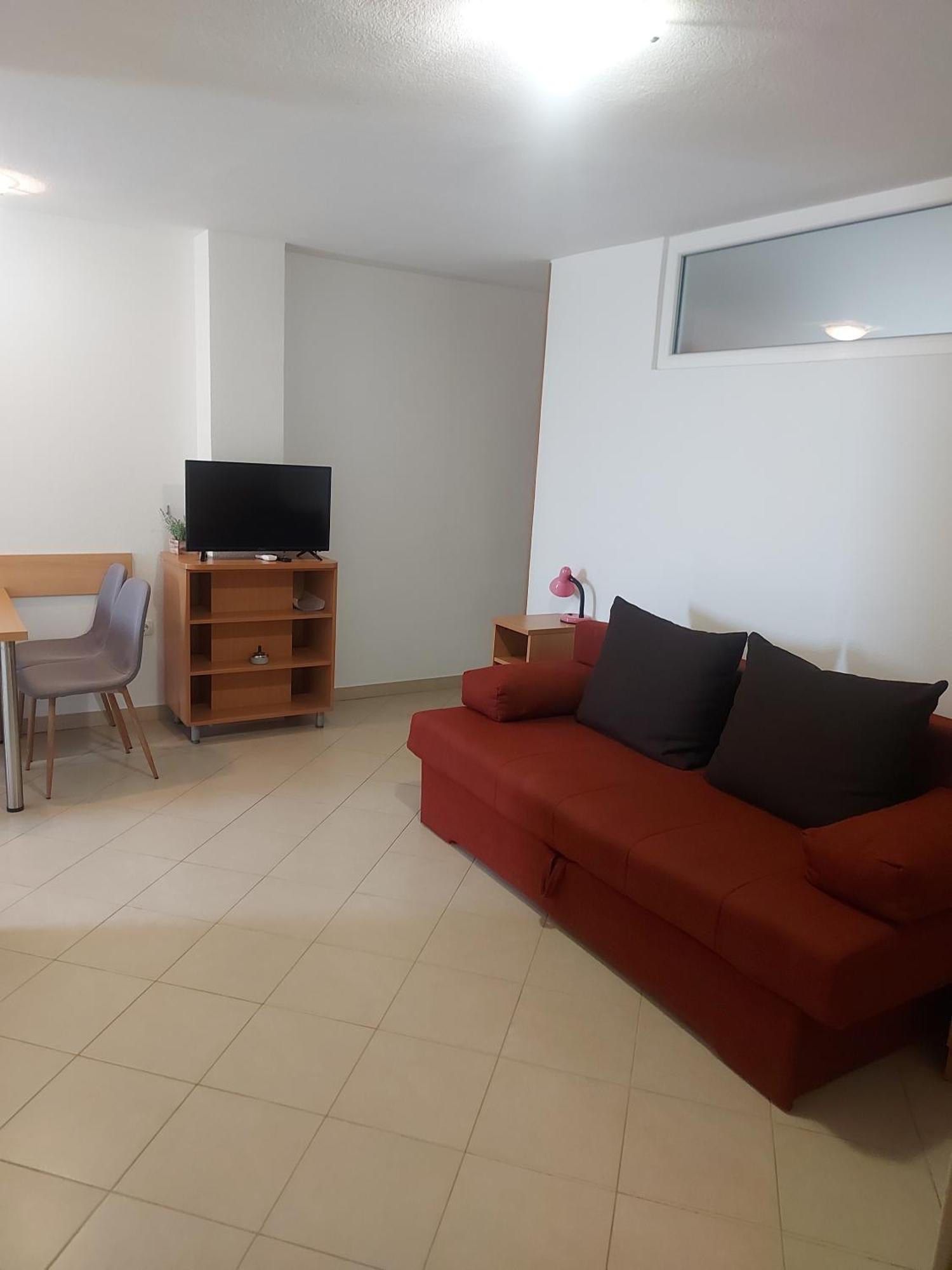 Apartmani Neva Макарска Екстериор снимка