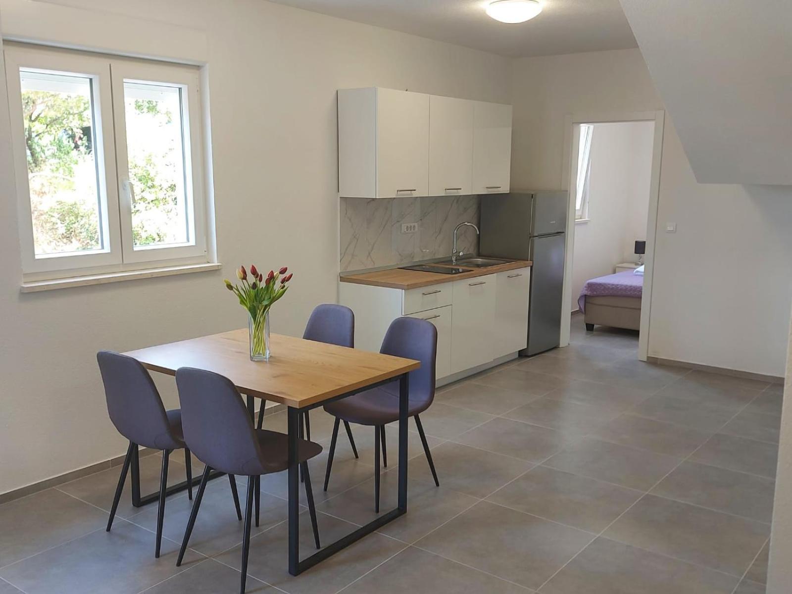 Apartmani Neva Макарска Екстериор снимка