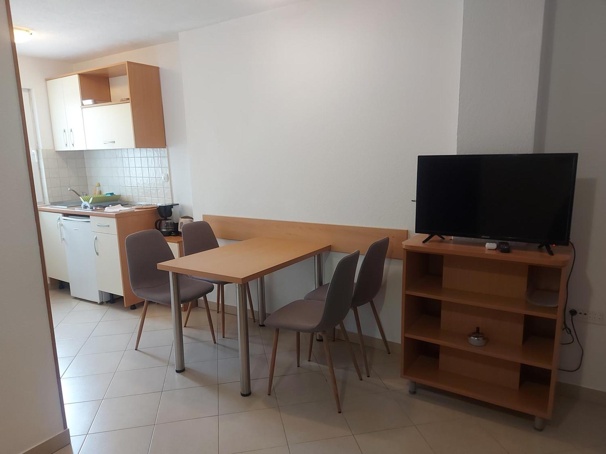 Apartmani Neva Макарска Екстериор снимка