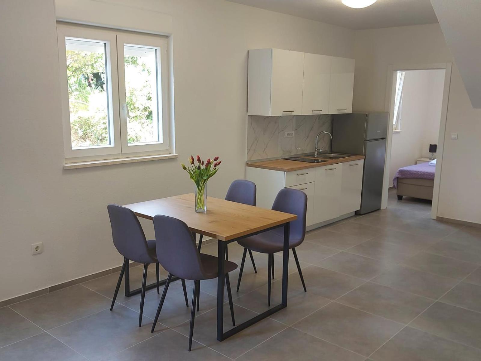 Apartmani Neva Макарска Екстериор снимка